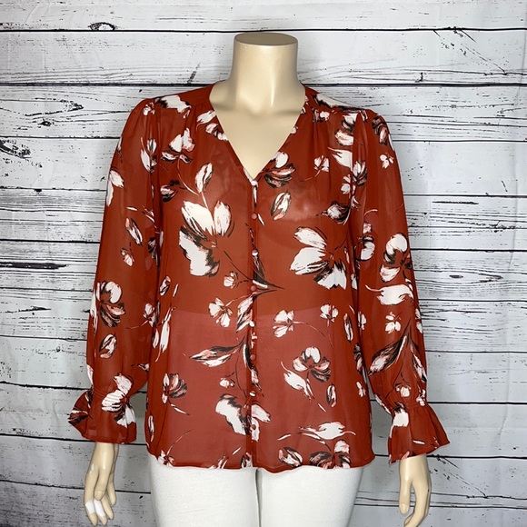 Maurices Tops - Maurices Size XL Floral Print V-Neckline Button Up Blouse Top